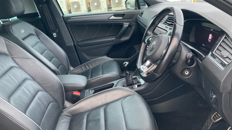 Volkswagen Tiguan 2.0 TDi 150 R-Line 5dr Diesel Estate